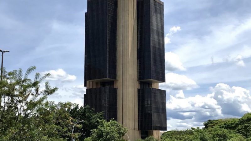 Senado aprova autonomia do Banco Central; texto vai à Câmara dos Deputados
