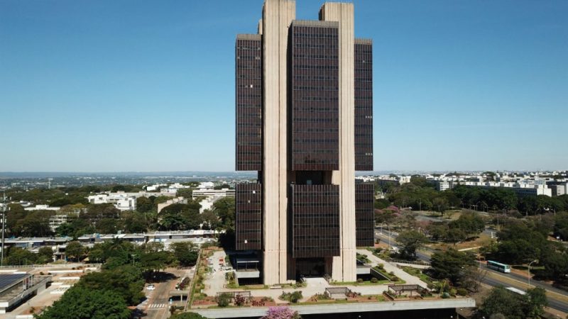 Petistas denunciam à PGR live da diretoria do Bacen e Itaú com informações privilegiadas sobre o mercado