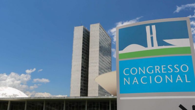 Congresso derruba veto e prorroga desoneração por mais 1 ano