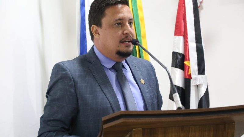 Willian Souza pede esclarecimentos sobre atraso no repasse de verbas a ONGs de Sumaré