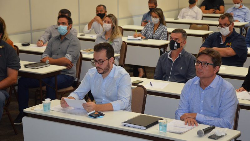 Prefeito Luiz Dalben participa de reunião do Consimares