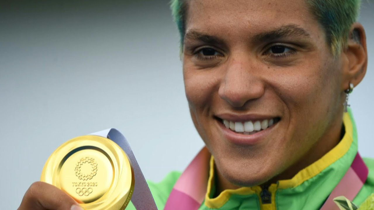 Ana Marcela é ouro na maratona aquática | AFP