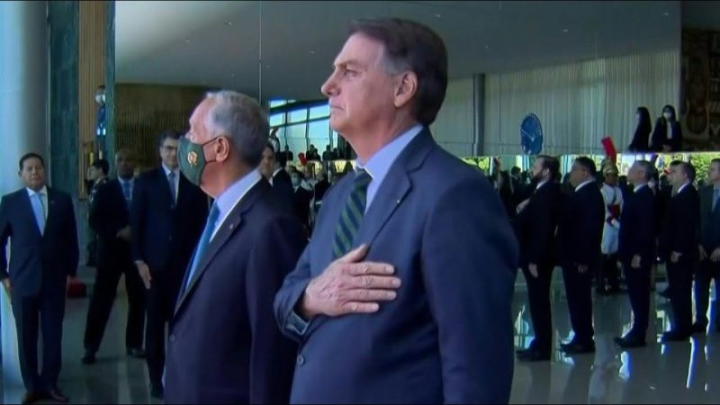 Bolsonaro recebe colega de Portugal | AFP