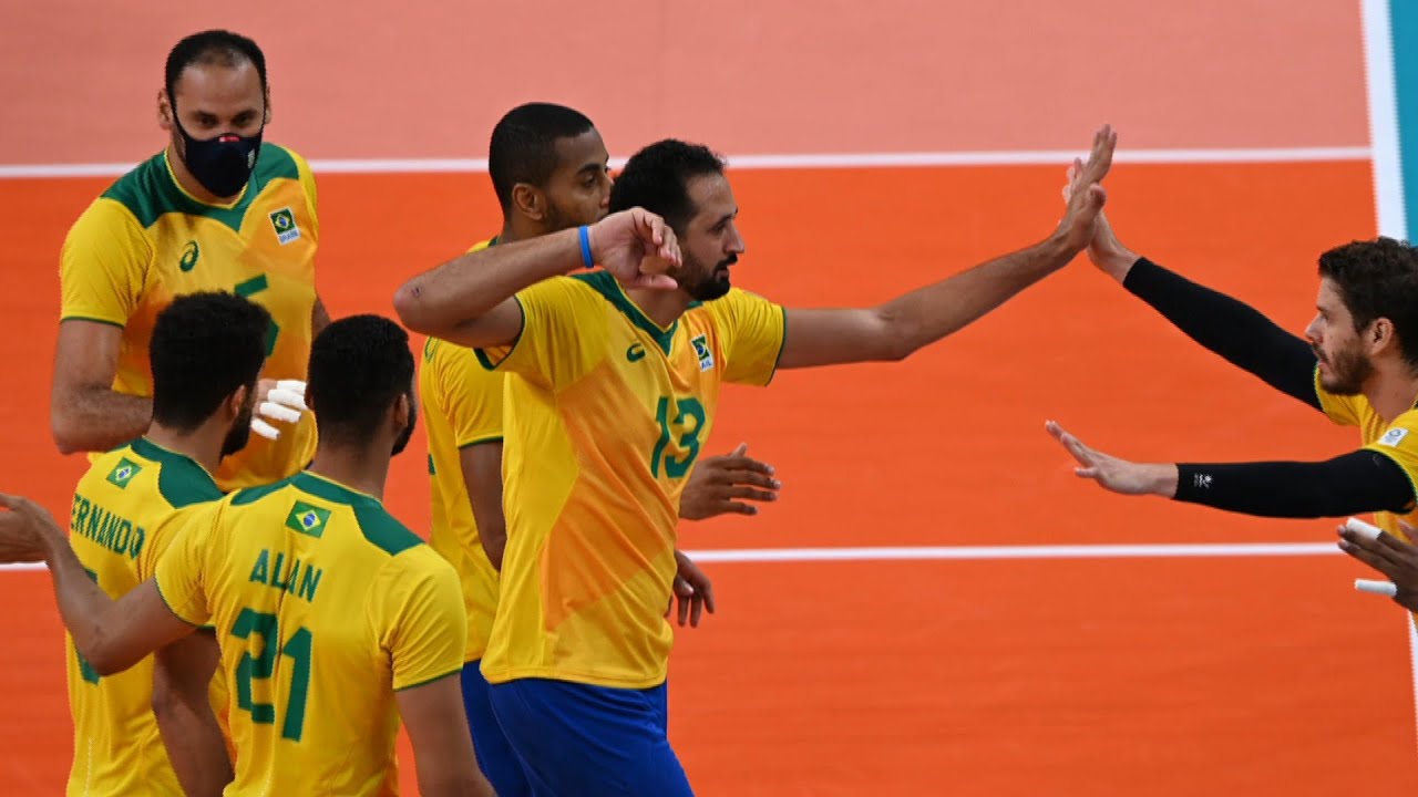 Brasil pega Rússia na semifinal do vôlei | AFP