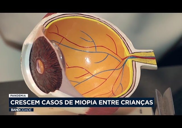 Crescem casos de miopia entre crianças durante a pandemia