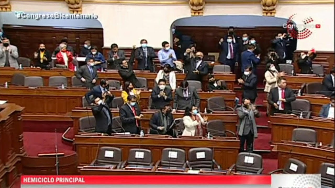 Gabinete de Castillo recebe voto de confiança no Peru | AFP