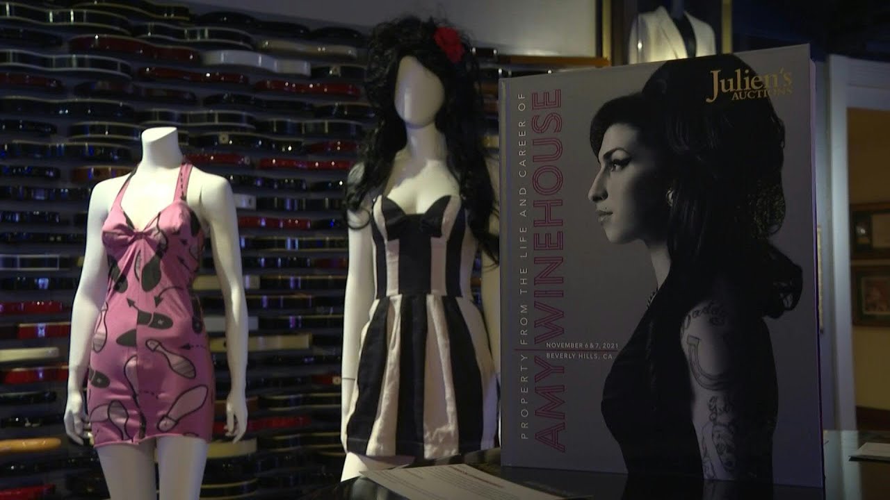 Roupas e objetos de Amy Winehouse vão a leilão | AFP