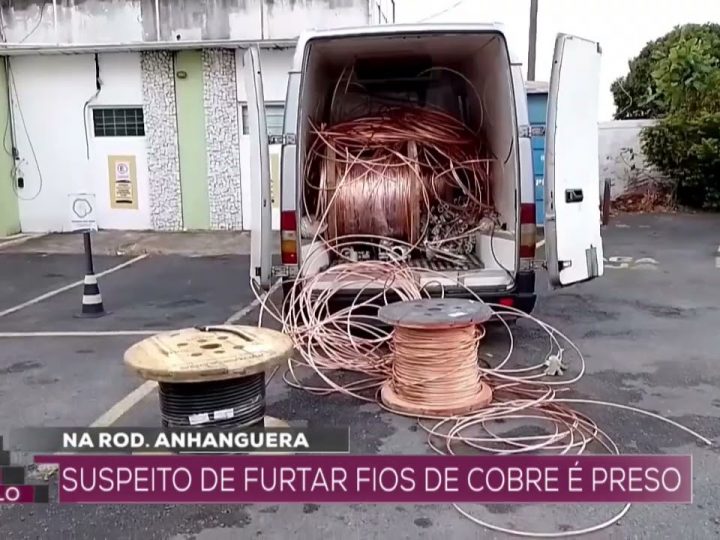 Homem é preso por furto de fios de cobre, em Campinas.