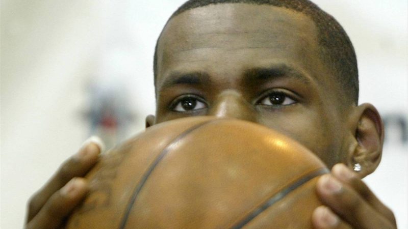 Biografia mostra como infância difícil moldou LeBron James – 14/12/2023 – Esporte