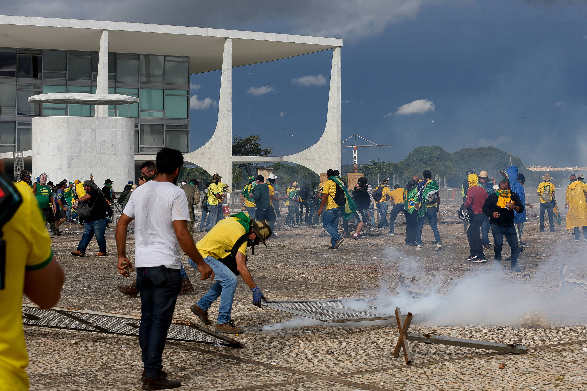 Buscas sobre intervenção federal e urdu crescem em 2023 – 11/12/2023 – Tec