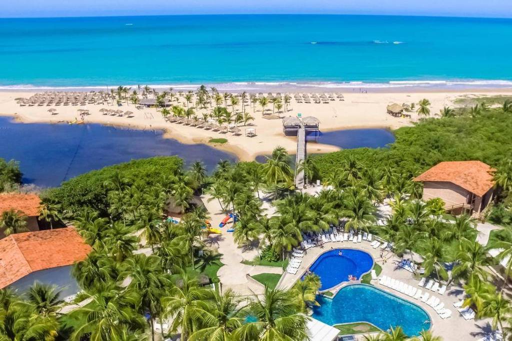 Conheça dez resorts no Brasil para curtir com a família – 13/12/2023 – Turismo