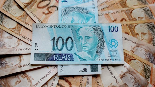 Dívida pública bate recorde histórico e chega a R$ 6,33 trilhões