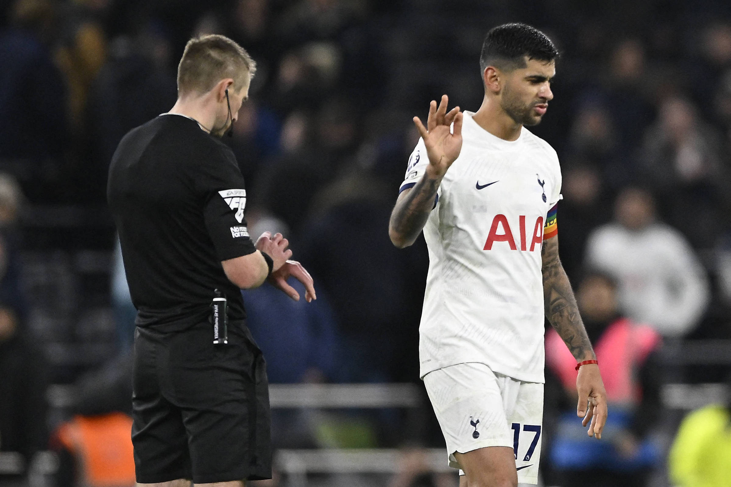 Futebol pode ter regra similar à do handebol e do hóquei – 09/12/2023 – O Mundo É uma Bola