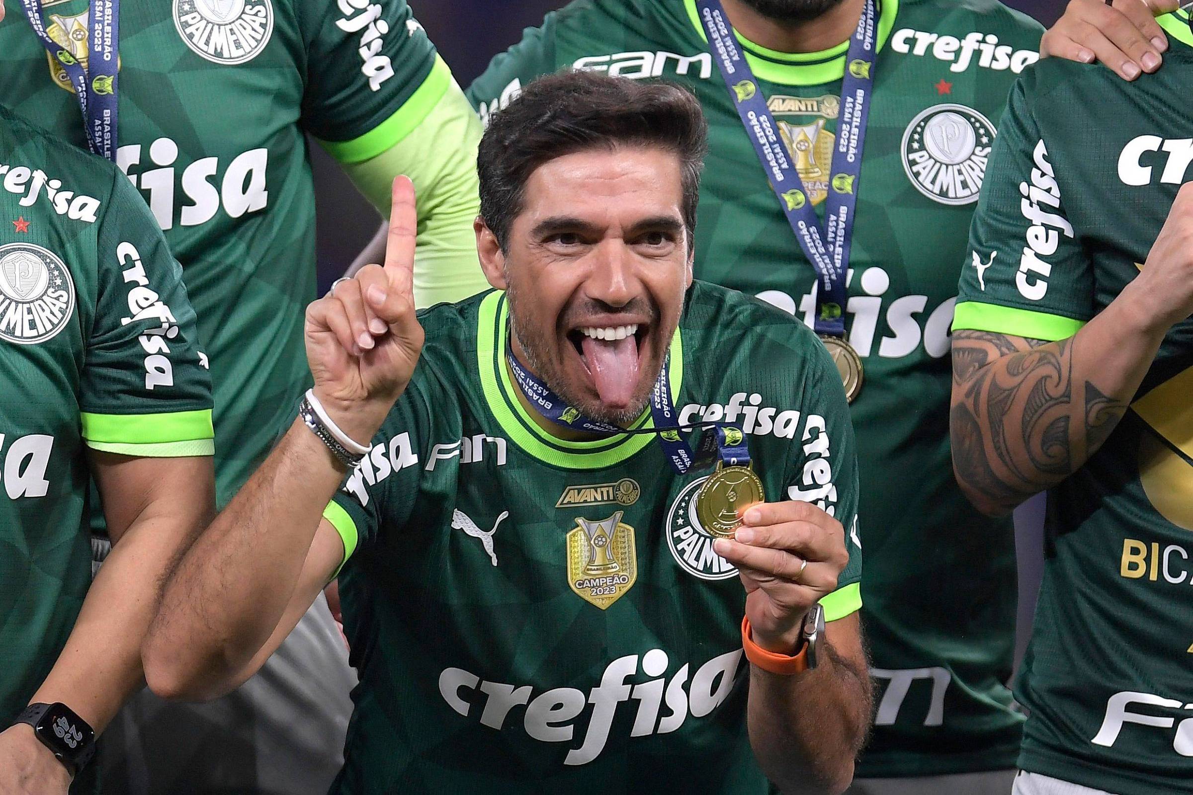 Globo perde dois patrocinadores do futebol para 2024 – 15/12/2023 – Televisão