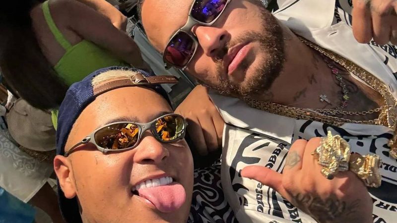 Neymar não abre mão de “rolês” e faz tratamento de lesão durante cruzeiro – 28/12/2023 – Esporte
