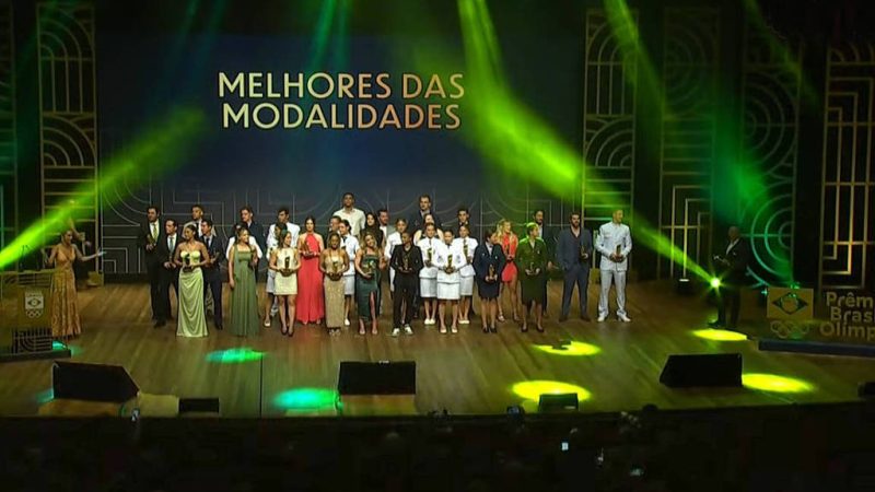 Rebeca Andrade e Marcus D’Almeida ganham Troféu Rei Pelé – 15/12/2023 – Esporte