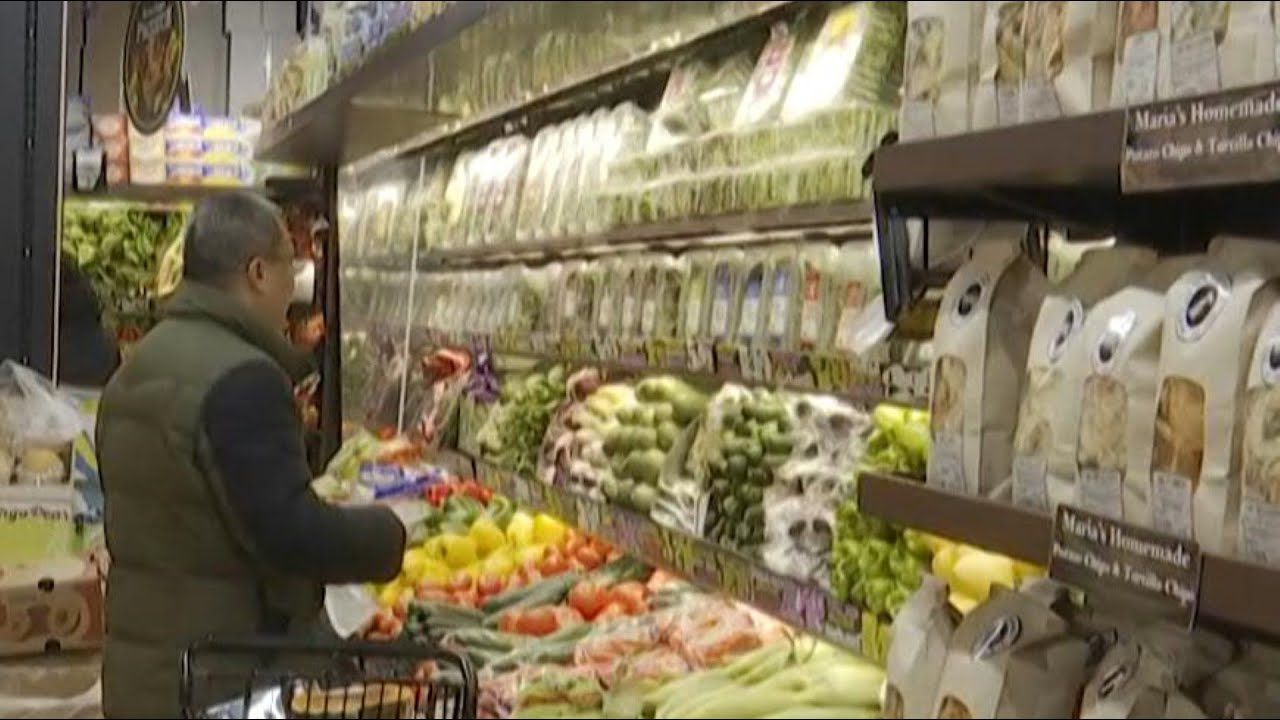 Inflação nos EUA caiu em novembro, diz índice PCE | AFP