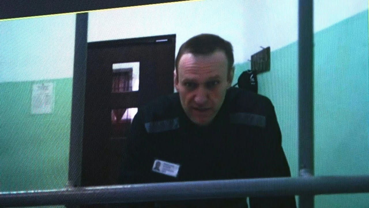 Opositor russo Navalny diz que está ‘bem’ após transferência para colônia penal no Ártico | AFP