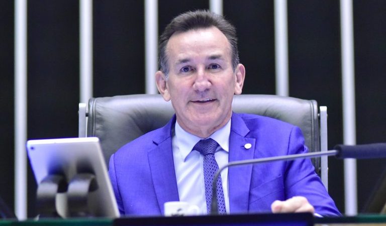 Comissão aprova diretrizes para governo elaborar política de indústria, tecnologia e comércio exterior – Notícias
