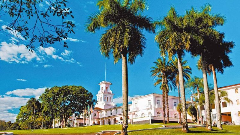 Conheça 10 hotéis históricos do Brasil que valem a visita – 10/01/2024 – Turismo
