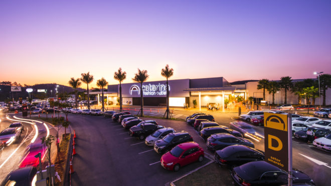 Epicentro de shoppings, São Paulo também reina com outlets