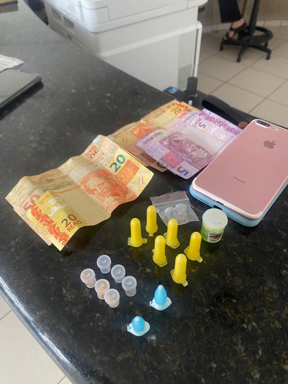 Equipe Romi detm adolescente por envolvimento com o trfico de drogas no Jardim Monte Verde