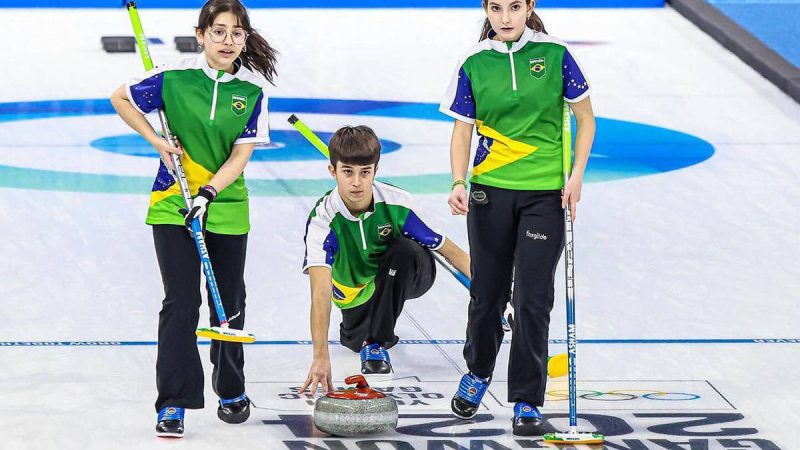 Equipe brasileira de curling vence pela primeira vez nas Olimpíadas de Inverno – 22/01/2024 – Esporte