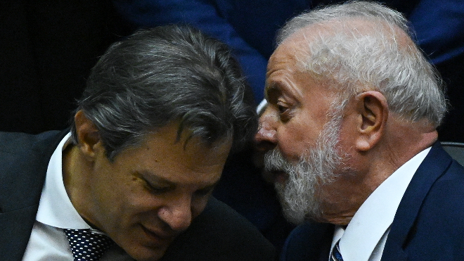 Governo Lula mantém foco em arrecadar mais e rechaça corte de gasto