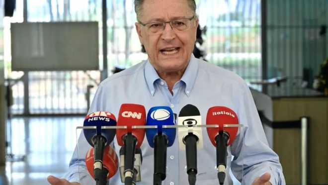 “Lula é do diálogo”, afirma Alckmin sobre MP do governo que reonera folha