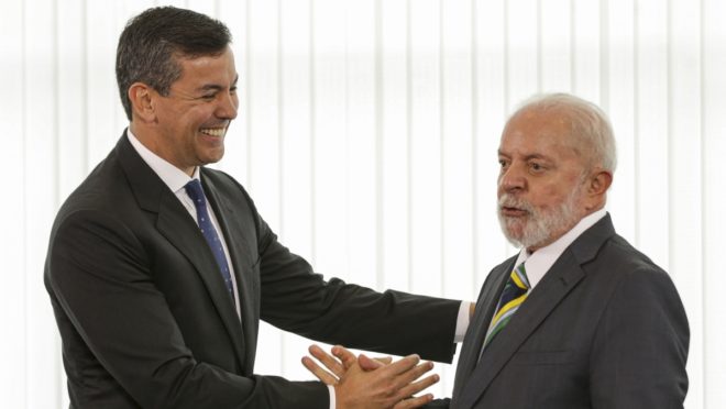 Lula e presidente do Paraguai voltam a discutir revisão do acordo de Itaipu
