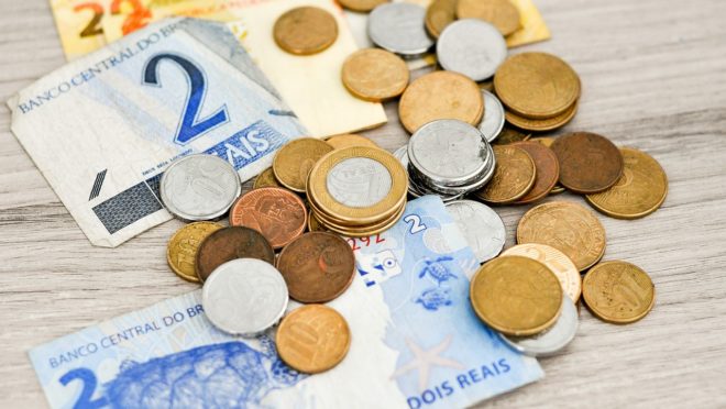 Número de inadimplentes cresce 3,6% no primeiro ano do governo Lula 3