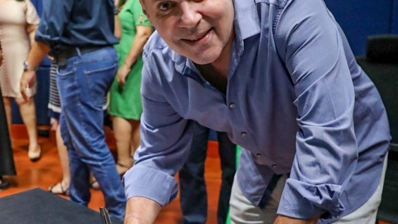 Prefeito em exerccio Dr. Tlio empossa Conselheiras Tutelares para os prximos quatro anos