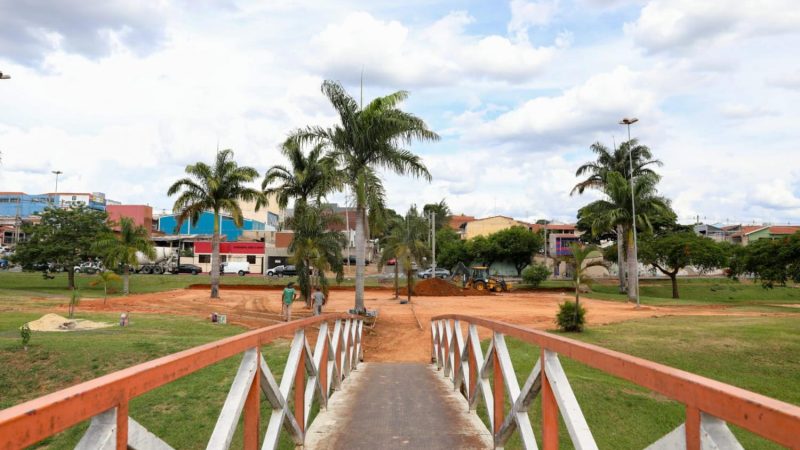 Prefeitura inicia revitalizao do Parque Ecolgico entre avenida rio Barnab e Rua 80