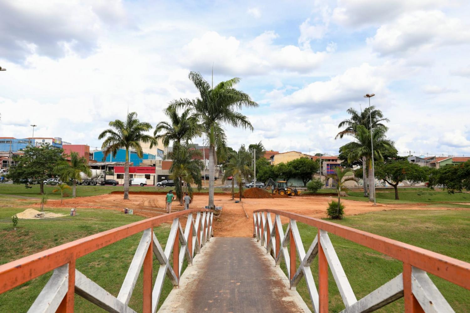 Prefeitura inicia revitalizao do Parque Ecolgico entre avenida rio Barnab e Rua 80