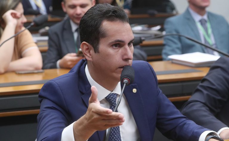 Projeto autoriza renegociação de dívidas com fundo de aval gerido pelo Banco do Brasil – Notícias