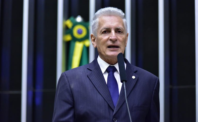 Projeto impede que empresas privadas limitem direito de controle e de voto da União como acionista – Notícias