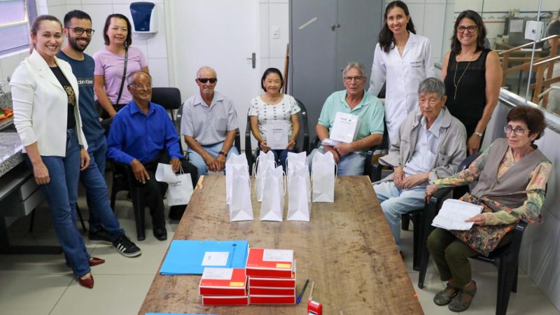 Secretaria de Sade inicia ano com entrega de 168 aparelhos auditivos para populao