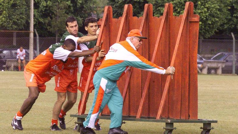 Trânsito assustou Zagallo em sua única passagem na cidade – 06/01/2024 – Esporte