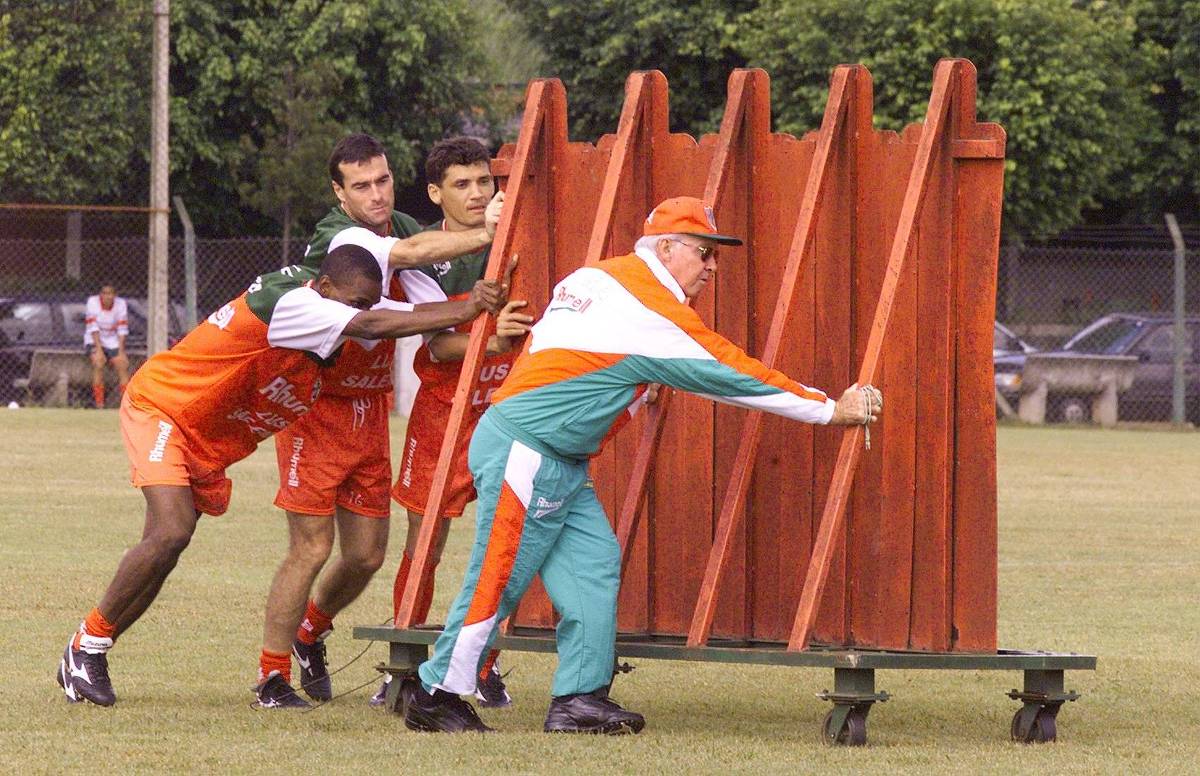 Trânsito assustou Zagallo em sua única passagem na cidade – 06/01/2024 – Esporte