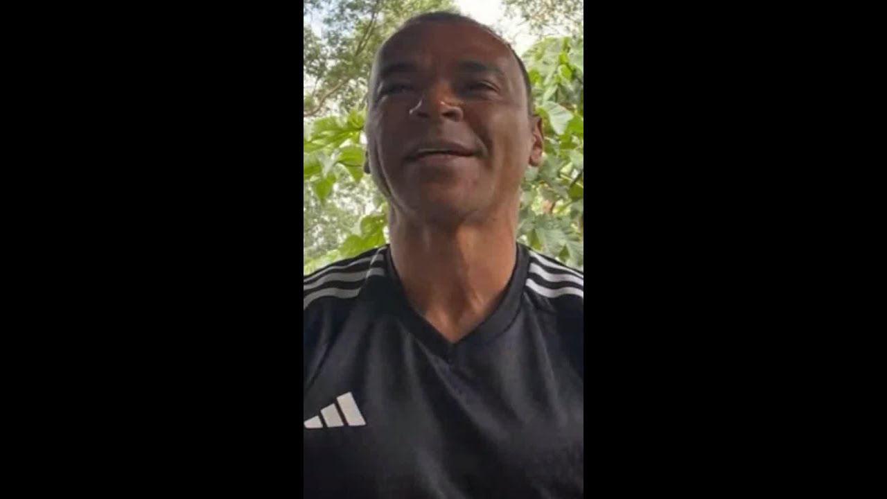 CAFU RELEMBRA MOMENTOS NA SELEÇÃO COM O ZAGALLO: “FOI UM PAI” | #shorts | ge.globo