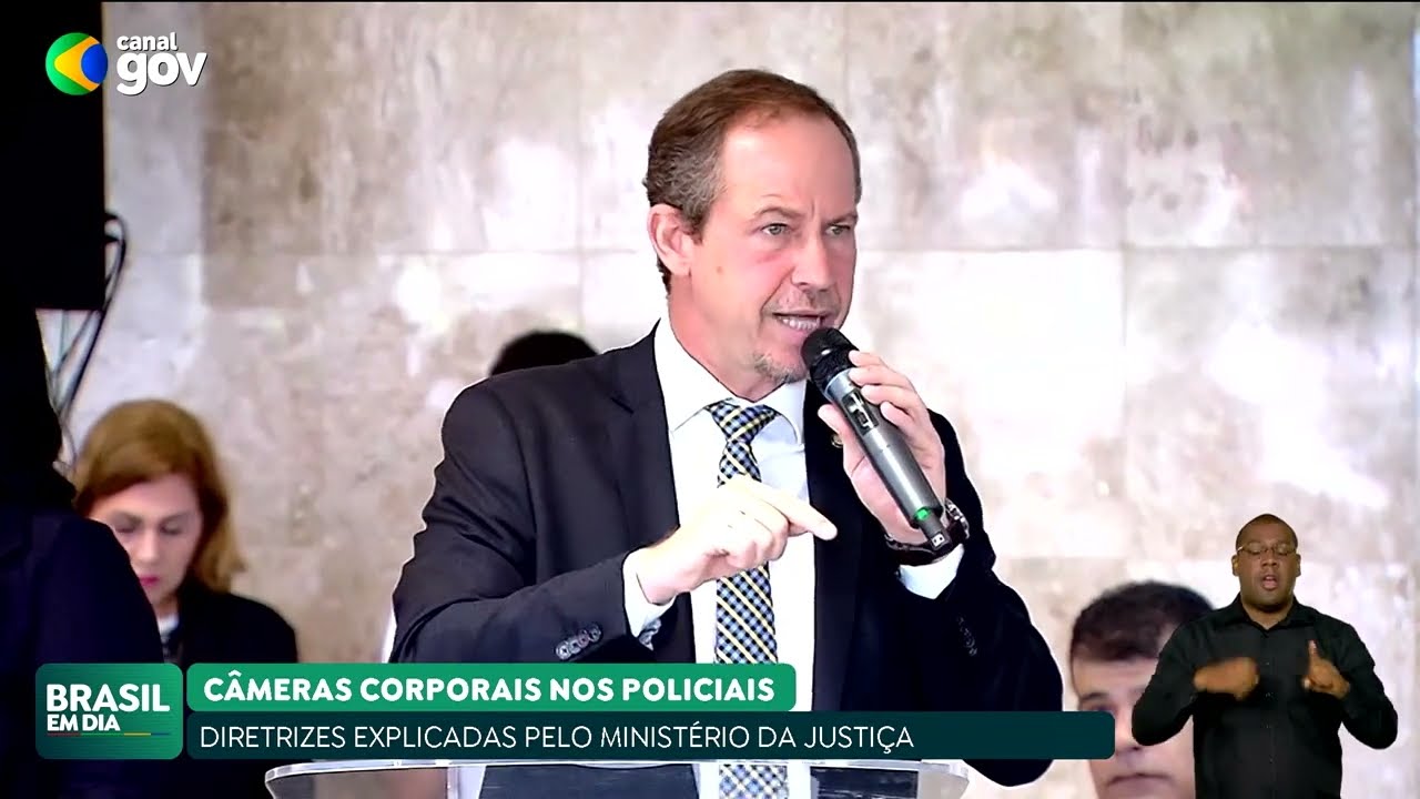 CAPELLI DIZ QUE GOVERNO ANUNCIARÁ DIRETRIZES NACIONAIS PARA USO DE CÂMERAS EM POLICIAIS