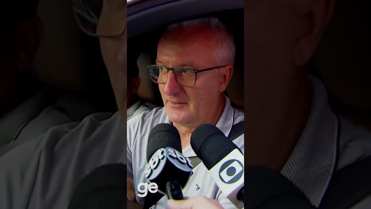 DORIVAL JÚNIOR SE DESPEDE: “O QUE O TORCEDOR DO SÃO PAULO FEZ NÃO TEM PREÇO” | #shorts | ge.globo