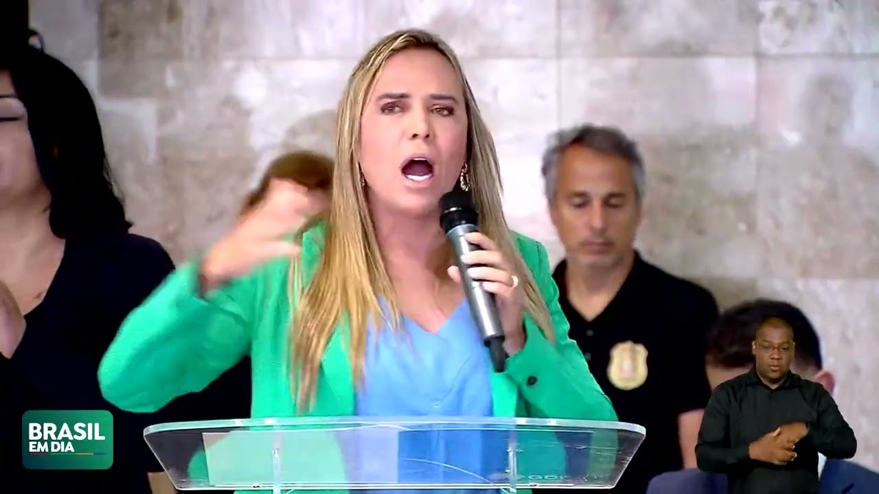 GOVERNO FEDERAL E GDF ASSINAM PROTOCOLO PARA GARANTIR SEGURANÇA NO 8 DE JANEIRO