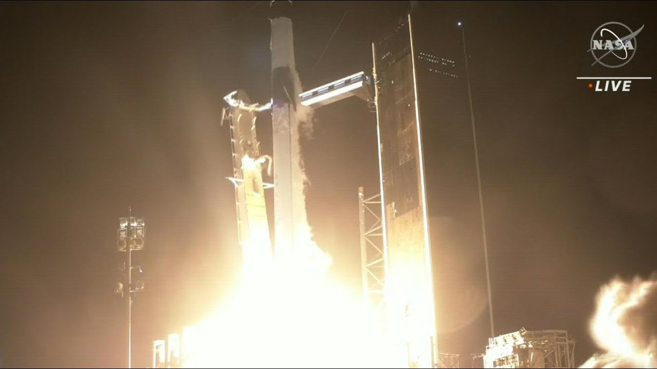 Impulsionado pela SpaceX, EUA liderou lançamentos de foguetes em 2023 | AFP
