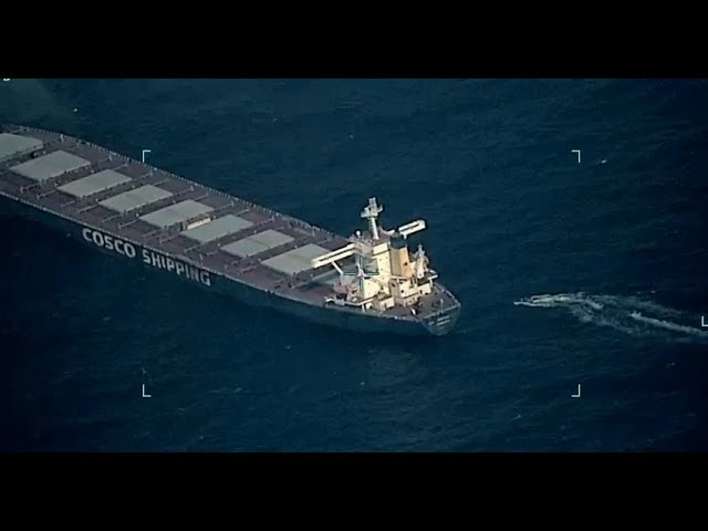 Marinha da Índia resgata tripulantes de navio ameaçado de sequestro no Mar da Arábia | AFP