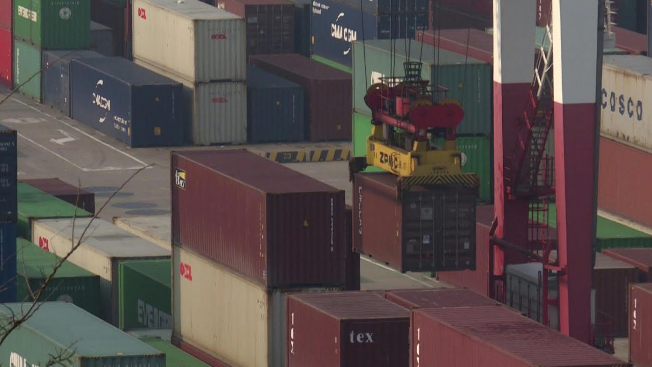 PIB da China cresce 5,2% | AFP