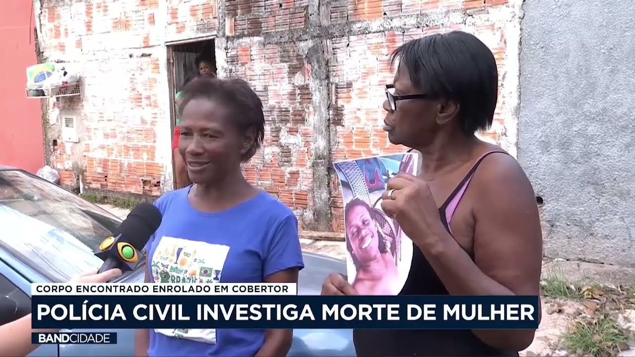 Polícia investiga morte de mulher encontrada enrolada em cobertor