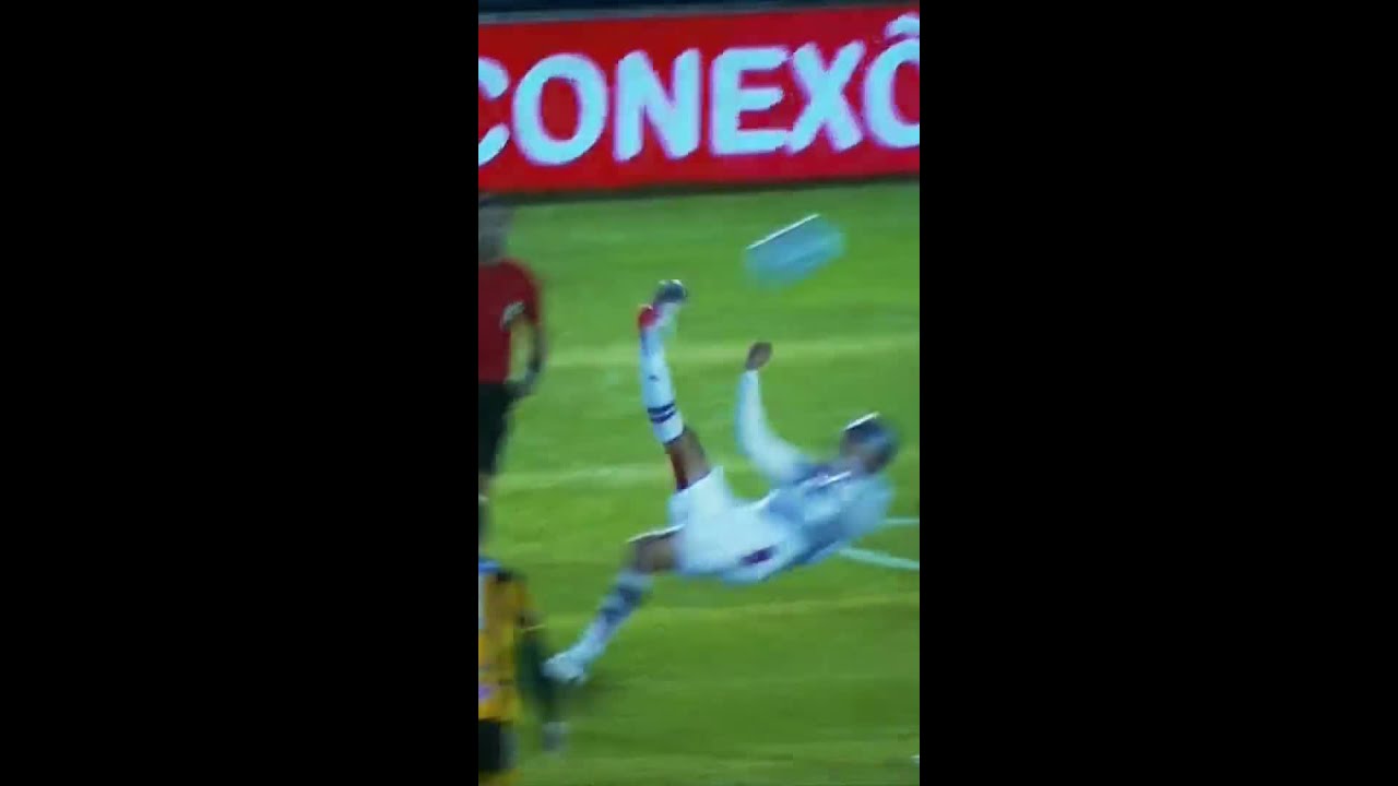 PRÊMIO PUSKÁS 2023: MADRUGA LEVA O PRÊMIO DE GOL MAIS BONITO | #shorts  | sportv