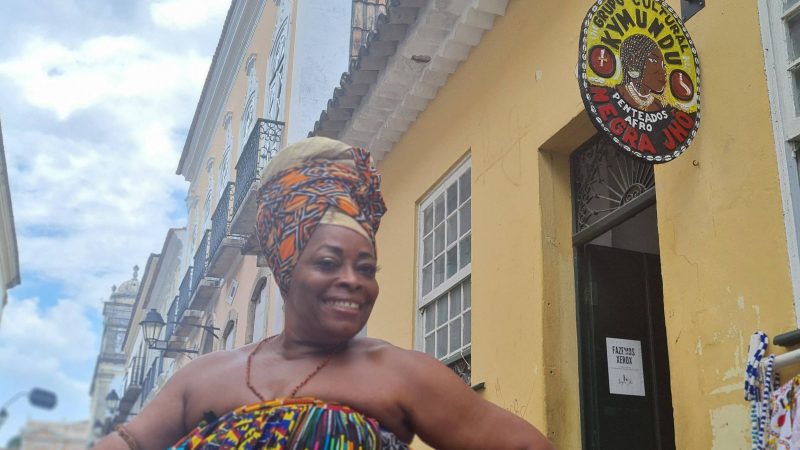 Abre-alas do Pelourinho, Negra Jhô é rainha do Olodum – 09/02/2024 – Guia Negro
