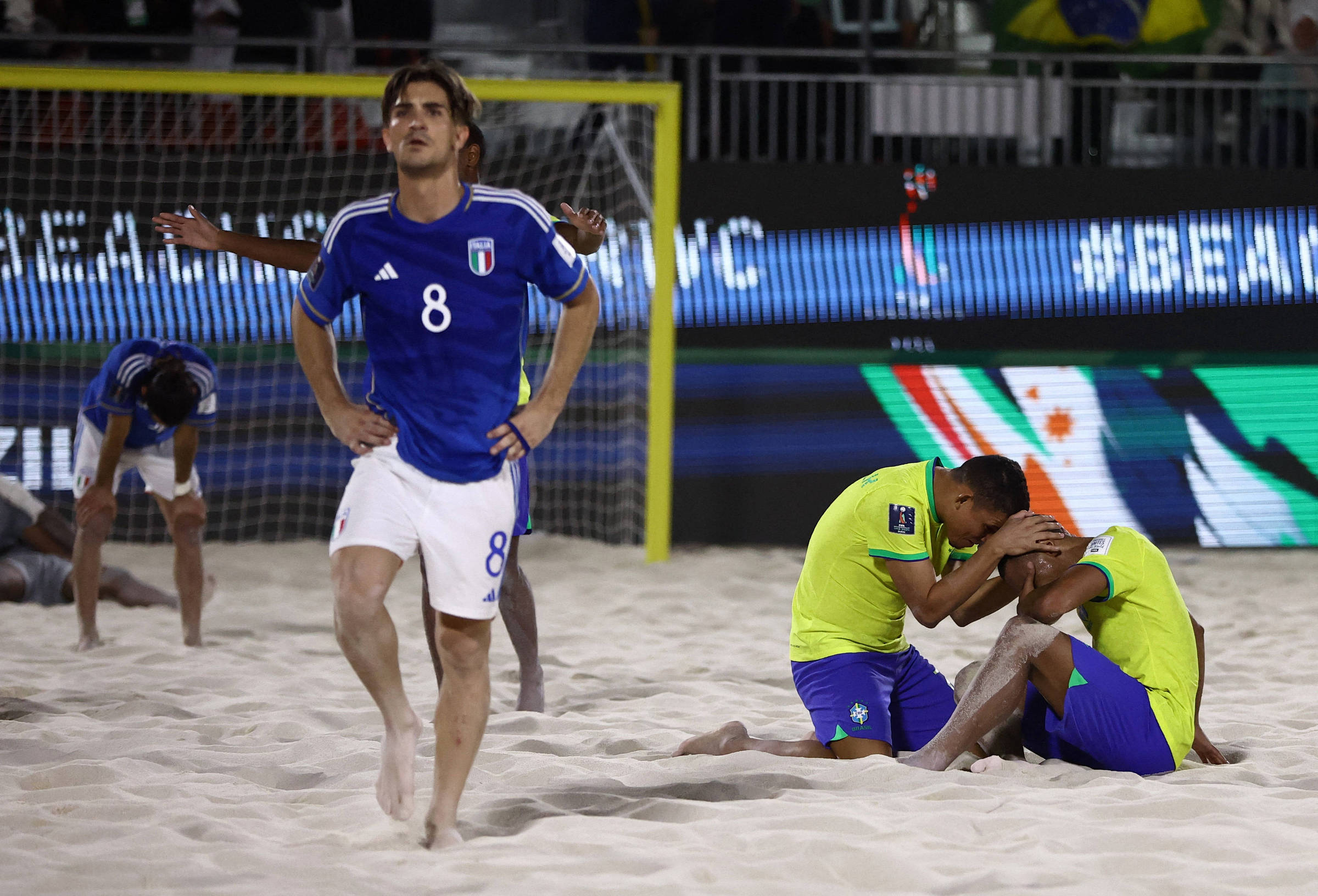 Brasil bate Itália e conquista hexa no Mundial de futebol de areia – 25/02/2024 – Esporte